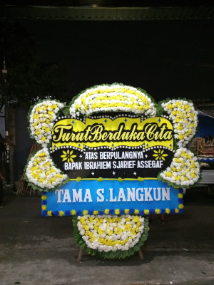 Papan Bunga Duka di Legok Suka Maju